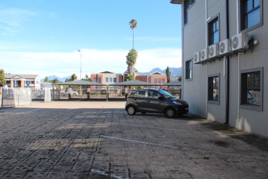 To Let Commercial Property for Rent in George South Western Cape
